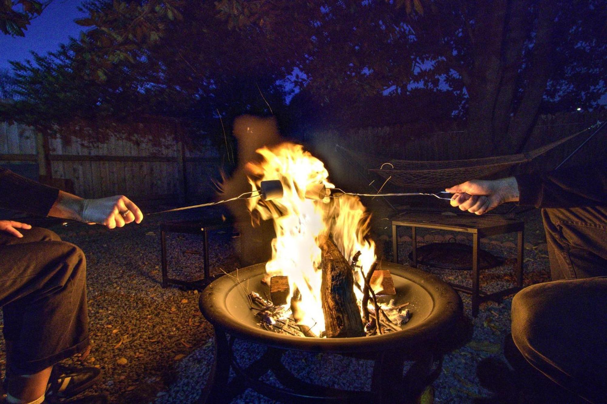 Spacious Bungalow With 6 Beds, Games, And Fire Pit - Close To Beale Street, Bbq, Graceland, & Liberty Bowl 孟菲斯 外观 照片